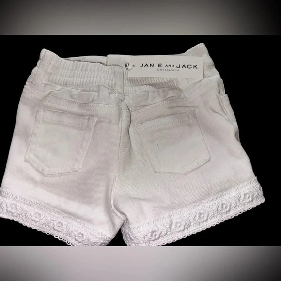 ⭐️NWT⭐️ Janie snd Jack shirt and shorts set. Size 12-18M - Picture 2 of 6